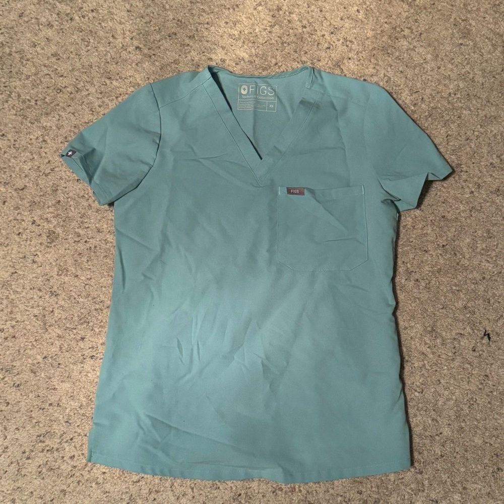 Figs Scrubs Seaglass Top
